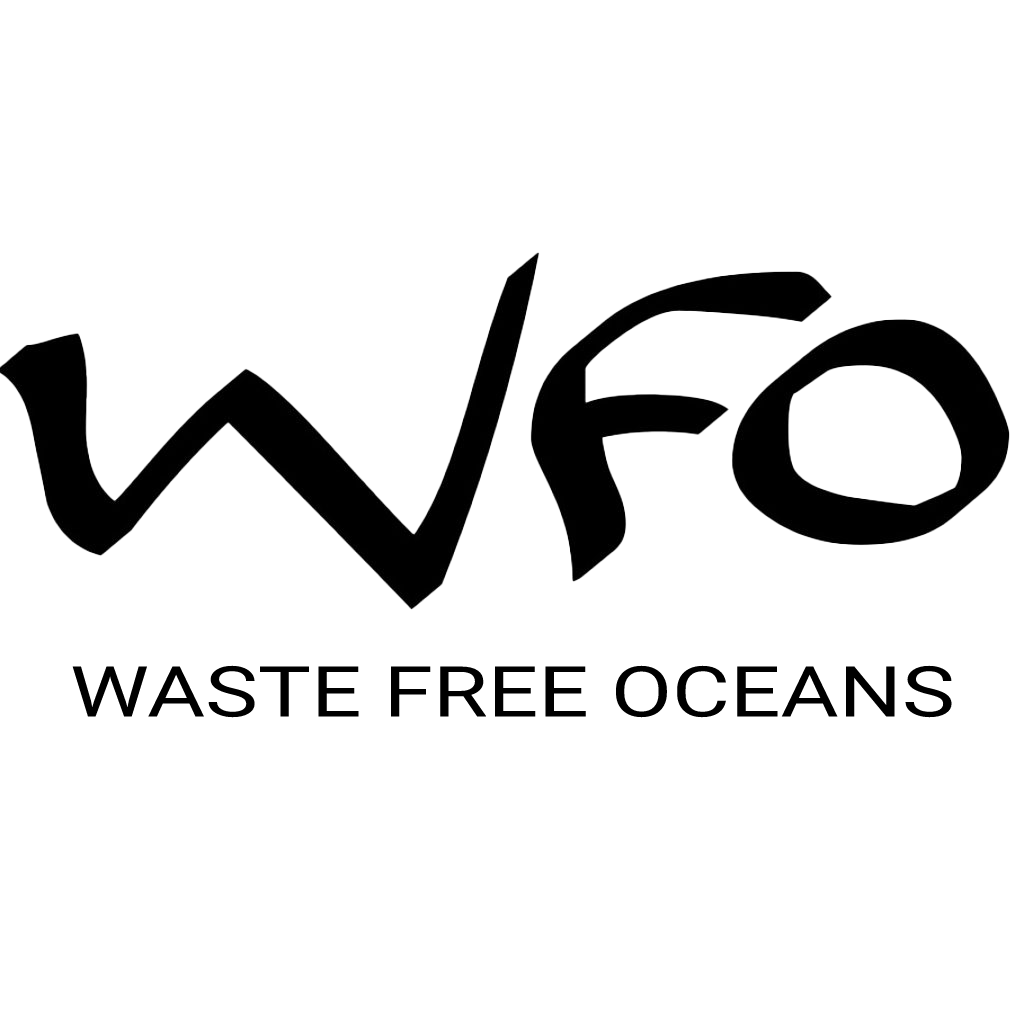 Handgetekend wit WFO logo op zwarte achtergrond voor duurzame brillen.